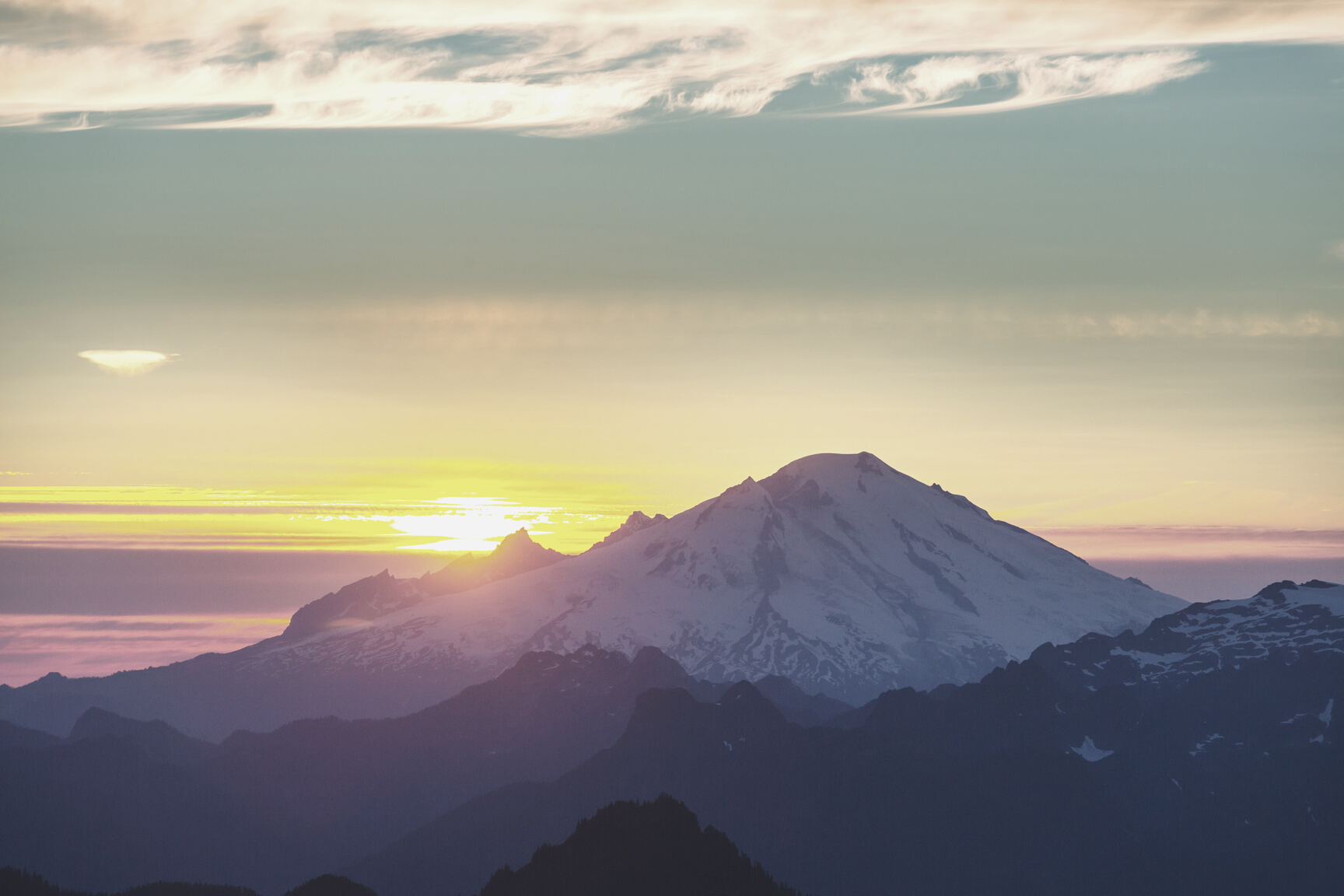 Sunset Mountains in Washington